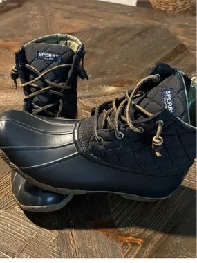 Sperry Quilted Lined Boot in Black